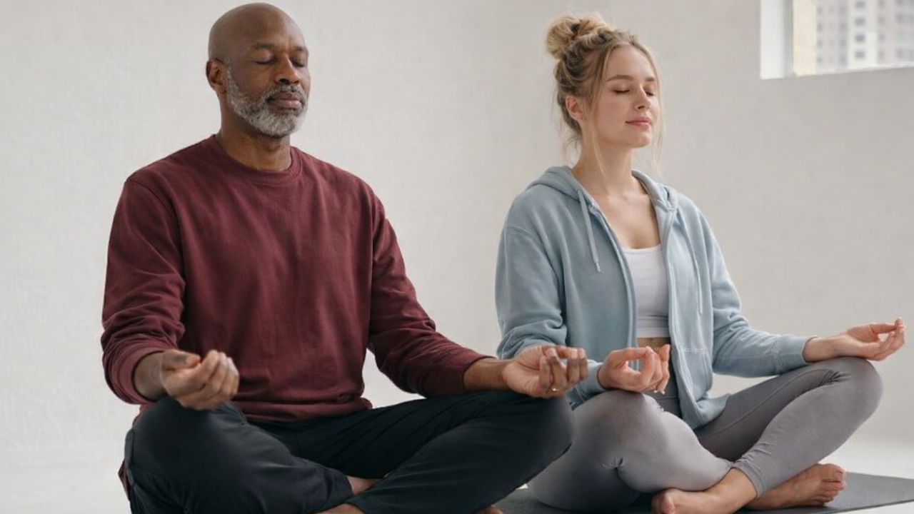 6 Morning Yoga Routines: Energising Practices to Start the Day Strong