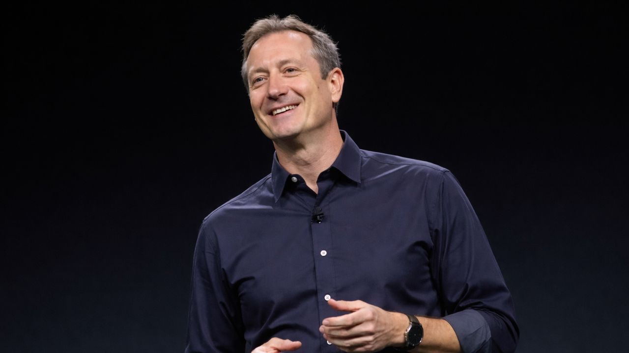 As Tech Titans Signal Smartphone Decline Apple’s CEO Takes a Sharply Different Stance