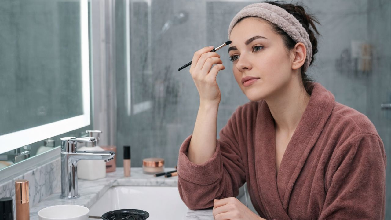 At Home Eyebrow Tinting Made Simple With a Step by Step Method for Soft Defined Brows