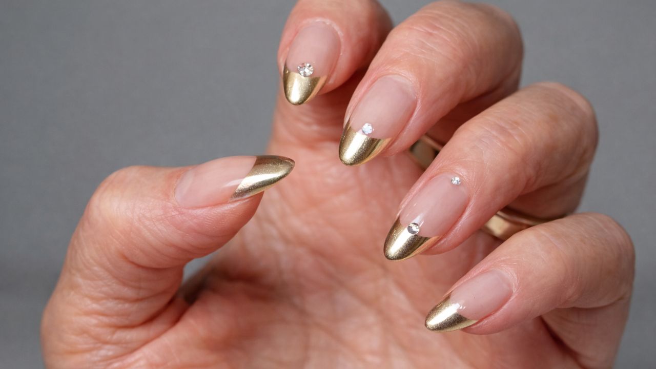 Metallic Nails Become Winter’s Chic Neutral With Eight Styles to Try